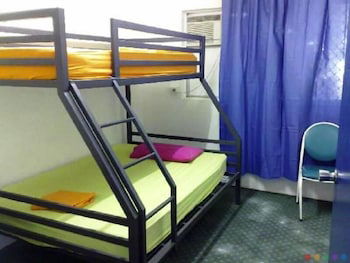 Waterfront Backpackers - Hostel - Accommodation Nelson Bay 3