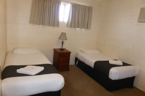 Hilltop Motel - Accommodation Nelson Bay 7