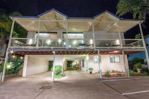 Bay Executive Motel - Nelson Bay Accommodation.com 0