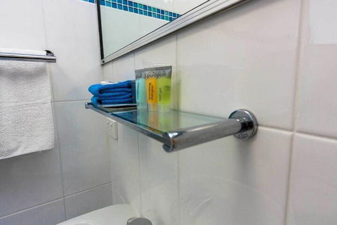 Bay Executive Motel - Nelson Bay Accommodation.com 1