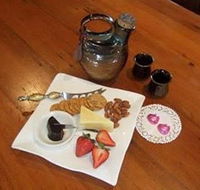 Ayr Bed  Breakfast on McIntyre - Accommodation Nelson Bay