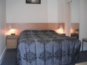 Albury Clifton Motel - Accommodation Nelson Bay 0