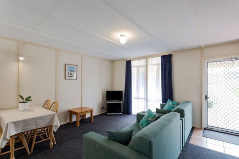 Park Avenue Holiday Units - Accommodation Nelson Bay 6