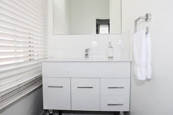 Albany Central Apartments - Accommodation Nelson Bay 0