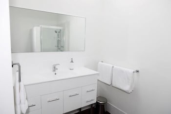 Albany Central Apartments - Accommodation Nelson Bay 6