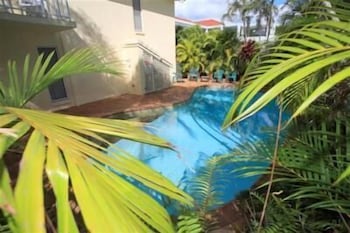 Bayshores Holiday Apartments - Accommodation Nelson Bay 3
