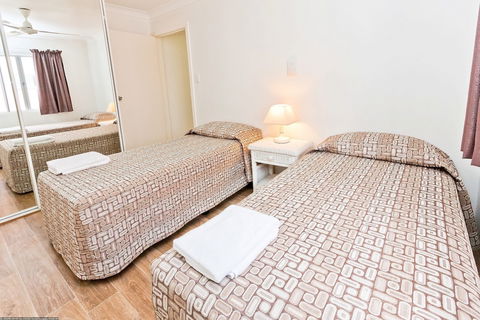 Silver Sands Apartments - Accommodation Nelson Bay 6