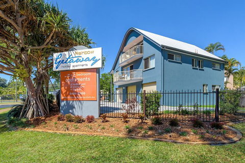 Rainbow Getaway Holiday Apartments - Accommodation Nelson Bay 4