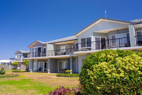 Meridian Beachside Apartments - Accommodation Nelson Bay 1