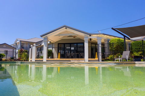 Meridian Beachside Apartments - Accommodation Nelson Bay 3