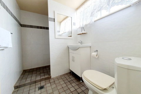 Ardeanal Motel West Wyalong - Accommodation Nelson Bay 7