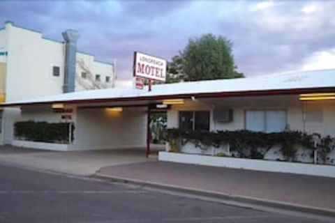 Longreach Motel - Accommodation Nelson Bay 1