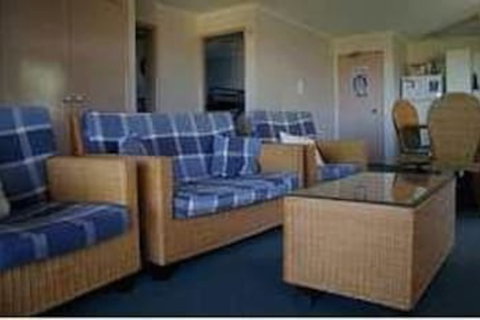 Whitecaps Holiday Apartments - Accommodation Nelson Bay 2