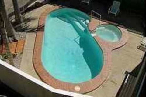 Whitecaps Holiday Apartments - Accommodation Nelson Bay 3