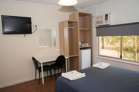 Jurien Bay Hotel - Accommodation Nelson Bay 3