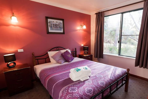 Misty Valley Country Cottages - Accommodation Nelson Bay 2