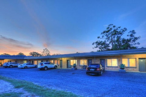 Hilldrop Motor Inn - Accommodation Nelson Bay 2