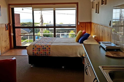 Blue Seas Holiday Villas - Accommodation Nelson Bay 6