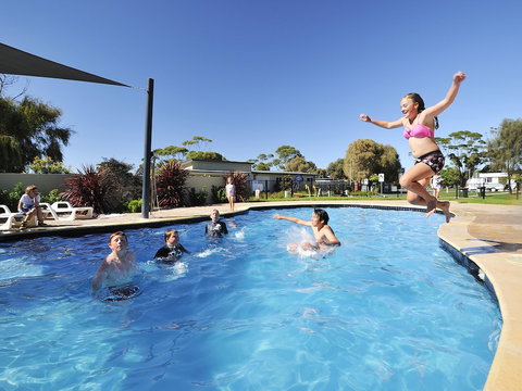 NRMA Eastern Beach Holiday Park - Accommodation Nelson Bay 1