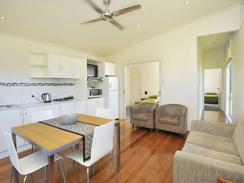 NRMA Eastern Beach Holiday Park - Accommodation Nelson Bay 5