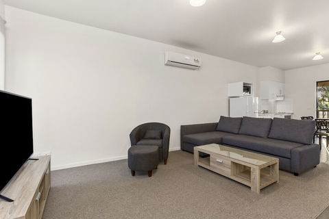 A1 Motels Port Fairy Motel And Apartments - Accommodation Nelson Bay 1