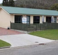 Bicheno's A Plus Apartments - Accommodation Nelson Bay