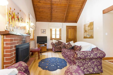Tanunda Cottages - Accommodation Nelson Bay 7