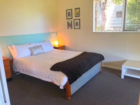 Valley Farm Vineyard Cottages - Accommodation Nelson Bay 5