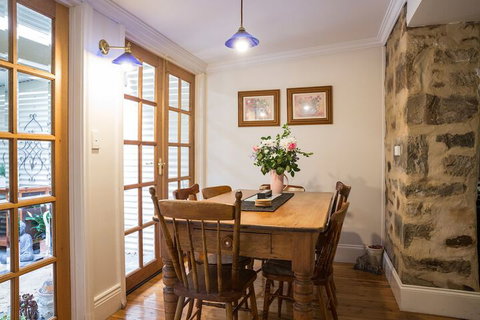 Wishing Well Cottage - Accommodation Nelson Bay 4