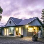 One Tree Bed & Breakfast - Accommodation Nelson Bay 0