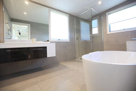 Points South By The Sea - Accommodation Nelson Bay 4