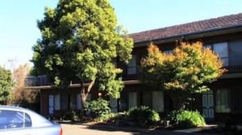 Clayton Monash Motor Inn & Serviced Apartments - Accommodation Nelson Bay 0