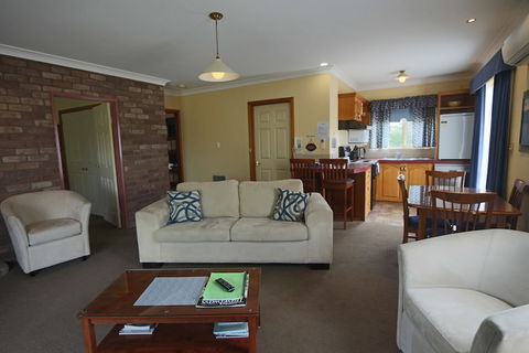 Swansea Cottages & Motel Suites - Accommodation Nelson Bay 5