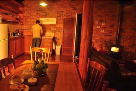 Clover Cottage Country Retreat - Accommodation Nelson Bay 7