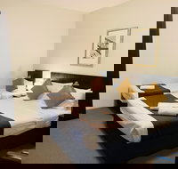 Greenwich Inn Sydney Hotel - Nelson Bay Accommodation.com