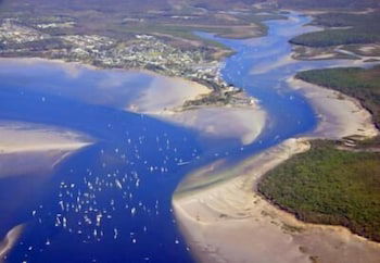 Dolphin Waters Tin Can Bay - Accommodation Nelson Bay 0