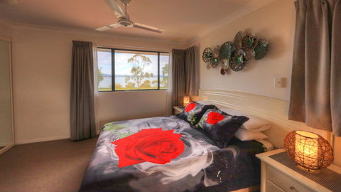 Dolphin Waters Tin Can Bay - Accommodation Nelson Bay 5