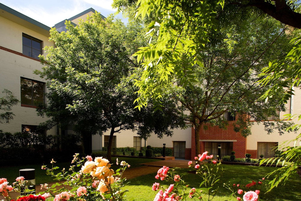 Yarralumla ACT Accommodation Nelson Bay