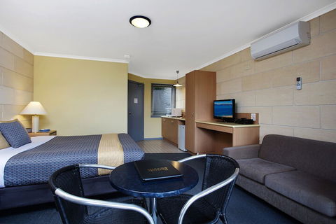 Portside Motel - Accommodation Nelson Bay 7