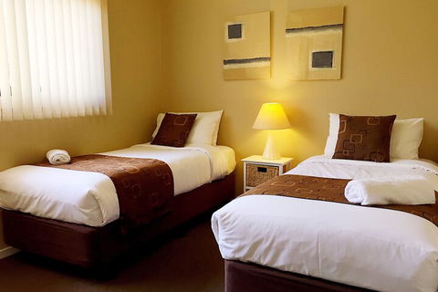 Admiral Motor Inn - Accommodation Nelson Bay 5