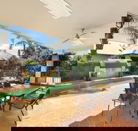 Edward Parry Motel  Apartments - Accommodation Nelson Bay