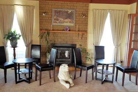 Hepburn Springs Motor Inn - Accommodation Nelson Bay 7