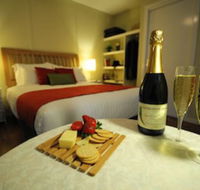 Gisborne Peak Winery Cottages - Accommodation Nelson Bay