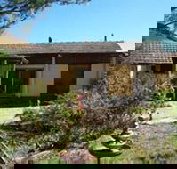 Eastern Reef Cottages - Accommodation Nelson Bay