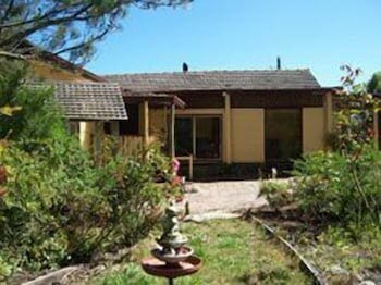 Eastern Reef Cottages - Accommodation Nelson Bay 0