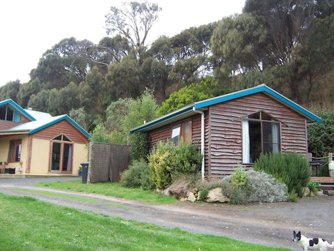 Eastern Reef Cottages - Accommodation Nelson Bay 2