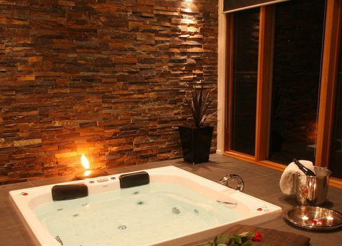 Kudos Villas And Retreats - Accommodation Nelson Bay 5