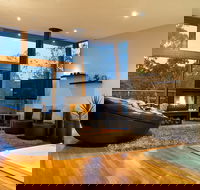 Kudos Villas and Retreats - Accommodation Nelson Bay