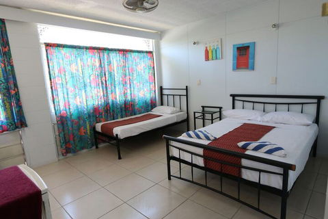 Caravella Backpackers - Accommodation Nelson Bay 7
