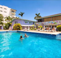 Caravella Backpackers - Accommodation Nelson Bay